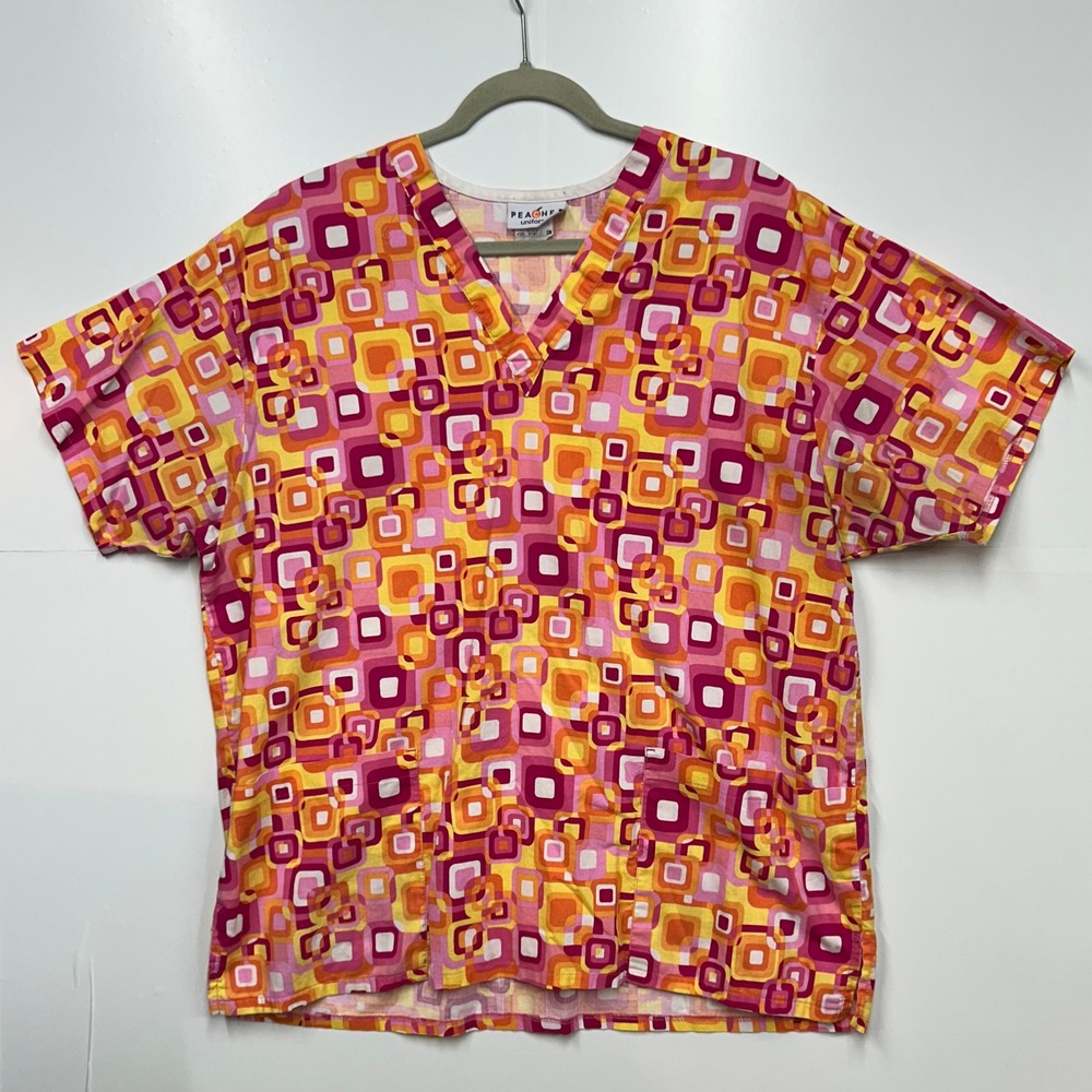 Peaches Uniforms Scrub Top XL Pink Orange Retro Geometric Square‎ Print